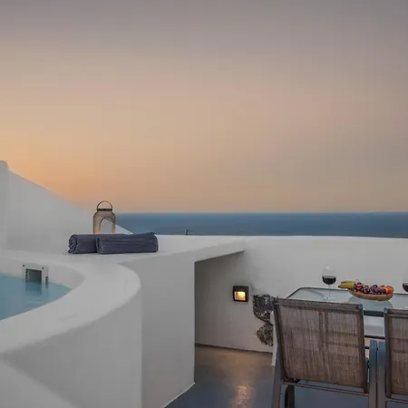 Alba Caverns Apartahotel 3*