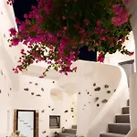 Alba Caverns Apartahotel