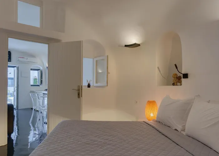 Alba Caverns 3* Fira (Santorini)