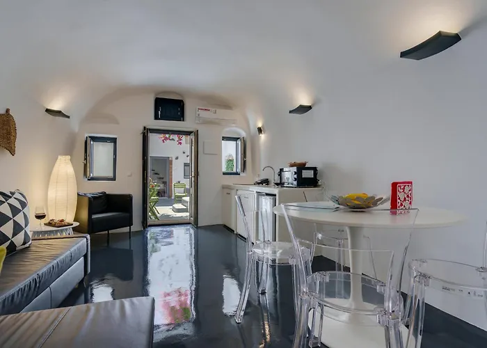 Alba Caverns 3* Fira (Santorini)